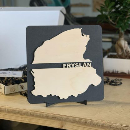 Provincie Friesland Black houten cadeau decoratie relatiegeschenk van WoodWideCities