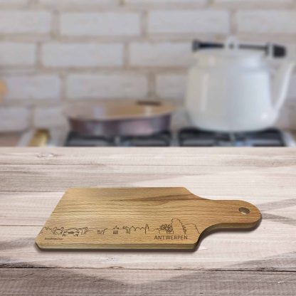 Skyline Borrelplank Antwerpen houten cadeau decoratie relatiegeschenk van WoodWideCities