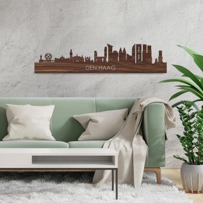 Skyline Den Haag Noten houten cadeau decoratie relatiegeschenk van WoodWideCities