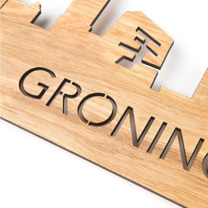 Skyline Groningen Eiken houten cadeau decoratie relatiegeschenk van WoodWideCities