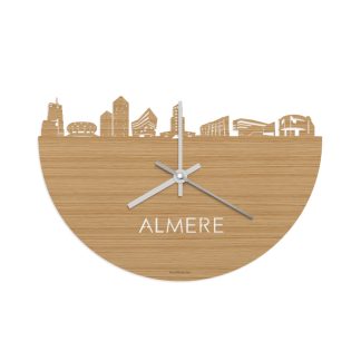 Skyline Klok Almere Bamboe houten cadeau wanddecoratie relatiegeschenk van WoodWideCities