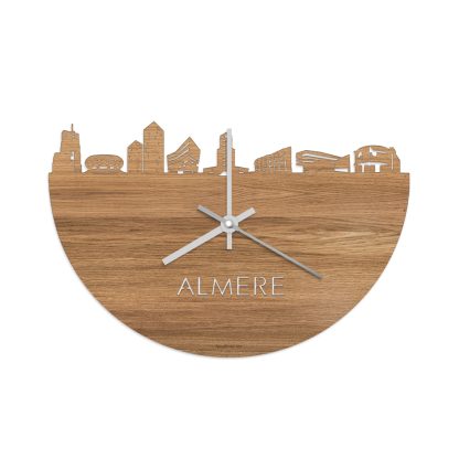 Skyline Klok Almere Eiken houten cadeau wanddecoratie relatiegeschenk van WoodWideCities