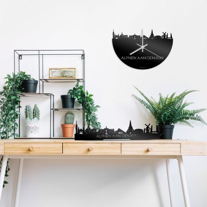 Skyline Klok Alphen aan den Rijn Zwart glanzend gerecycled kunststof cadeau wanddecoratie relatiegeschenk van WoodWideCities