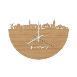 Skyline Klok Leerdam Bamboe houten cadeau wanddecoratie relatiegeschenk van WoodWideCities