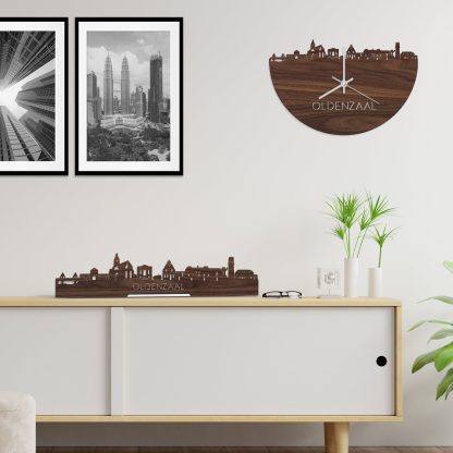 Skyline Klok Oldenzaal Noten houten cadeau wanddecoratie relatiegeschenk van WoodWideCities