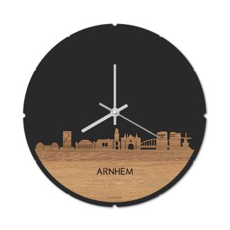 Skyline Klok Rond Arnhem Eiken Eiken  houten cadeau decoratie relatiegeschenk van WoodWideCities