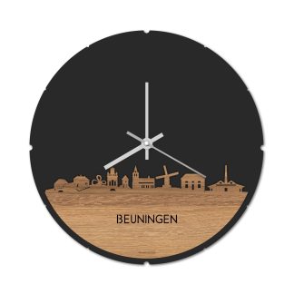 Skyline Klok Rond Beuningen Eiken houten cadeau decoratie relatiegeschenk van WoodWideCities