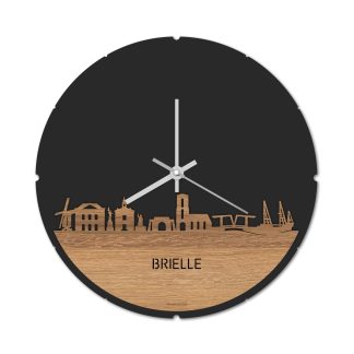 Skyline Klok Rond Brielle Eiken houten cadeau decoratie relatiegeschenk van WoodWideCities