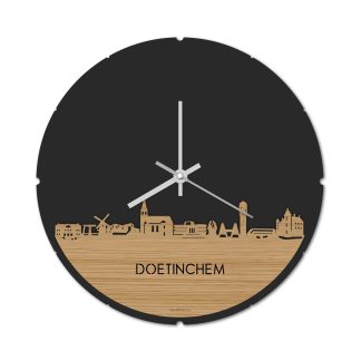 Skyline Klok Rond Doetinchem Bamboe houten cadeau decoratie relatiegeschenk van WoodWideCities