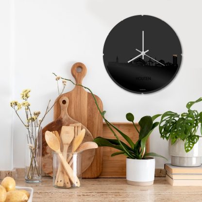 Skyline Klok Rond Houten Zwart glanzend gerecycled kunststof cadeau decoratie relatiegeschenk van WoodWideCities