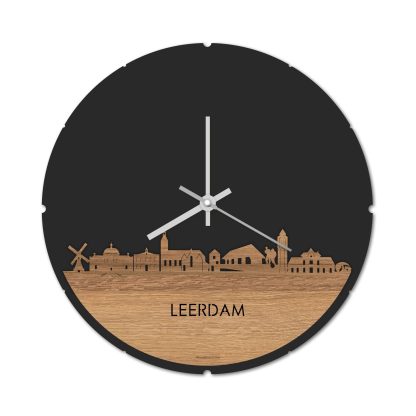 Skyline Klok Rond Leerdam Eiken houten cadeau decoratie relatiegeschenk van WoodWideCities