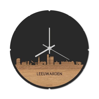 Skyline Klok Rond Leeuwarden Eiken houten cadeau decoratie relatiegeschenk van WoodWideCities